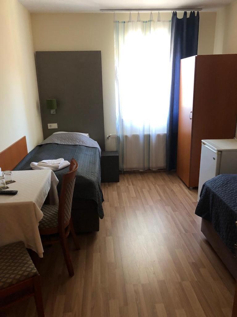 Pensiunea Diskret Sovata Εξωτερικό φωτογραφία